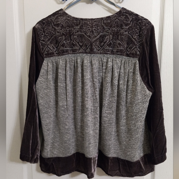 BKE Gimmicks Pieced Velvet Cardigan - Picture 3 of 6